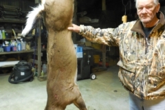 cody-king-8-point-buck.-killed-on-the-pipeline-stand-this-aftern-008
